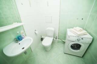 Апартаменты VGOSTI apartment COMFORT Минск Апартаменты с видом на озеро-8